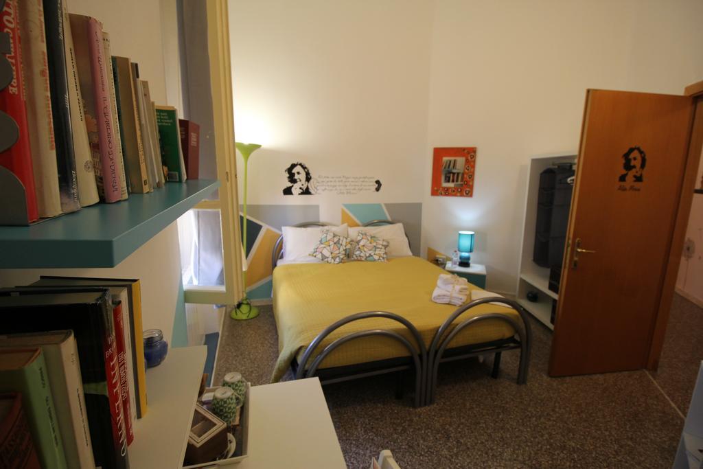 Bed 'N Books Sassari Exterior photo