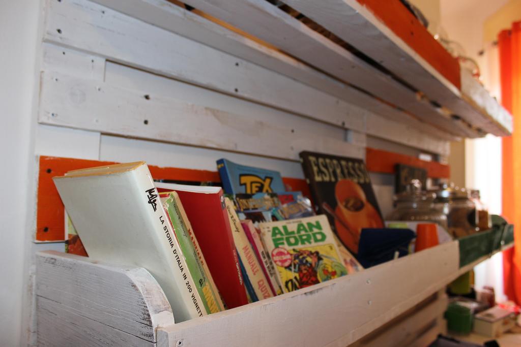 Bed 'N Books Sassari Exterior photo